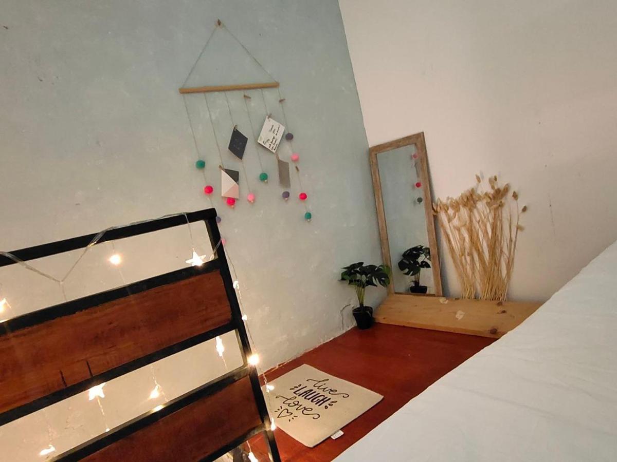Lima.Tujoh Hotel กูชิง ภายนอก รูปภาพ